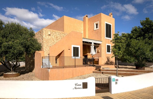 Sant Francesc Xavier Villa | CAN NOVES- Magnificent newly built villa, central and well equipped