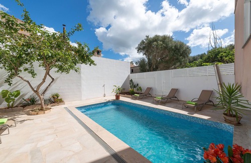 Maria de la Salut House | CAN JOAN (MARIA) - Magnificent townhouse with pool and free WiFi