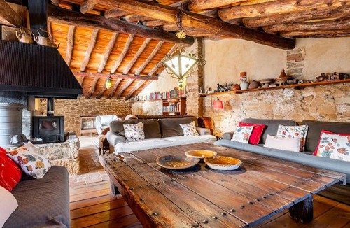 Prat de Comte House | Can Miqueló Total Solar Eclipse 2026 Whole House for 16 Guests