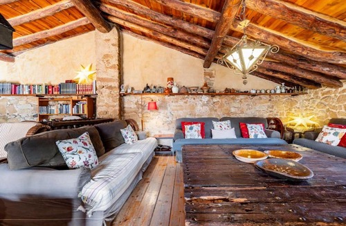 Prat de Comte House | Can Miqueló Total Solar Eclipse 2026 Whole House for 16 Guests