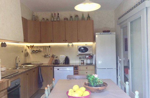 Pals House | Can Zoilo, in the heart of the medieval center of Pals. WIFI and Air Ac. FREE.