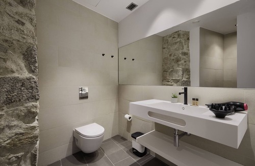Barri Vell Apartment | Canvas Apartments & Lofts Girona, Situados en el río Onyar