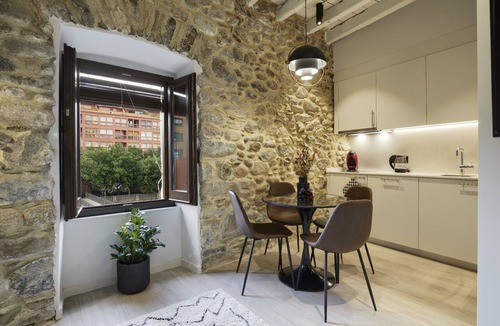 Old Town Apartment | Canvas Apartments & Lofts Girona