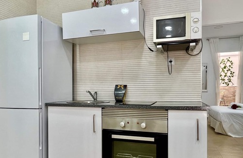 San Anton Apartment | Carpe Diem I by Gloove