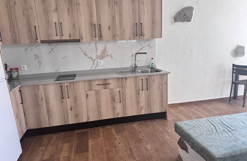 Risco Blanco Ski Chalet | 'Casa 6' with Mountain View, Wi-Fi and Air Conditioning