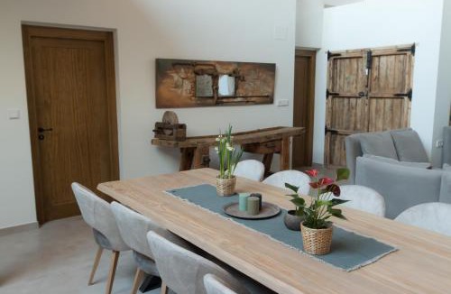 Ontur House | CASA ALKAPEPE