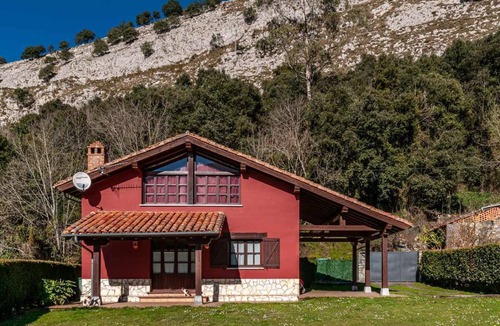 Puente Nuevo House | Casa Angel Caldueño