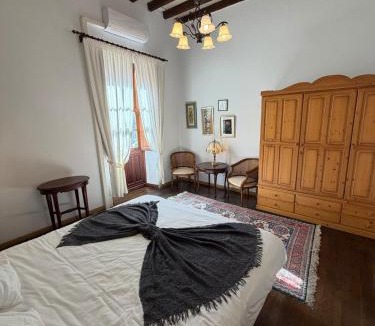 El Madronal House | Casa Antigua Arona