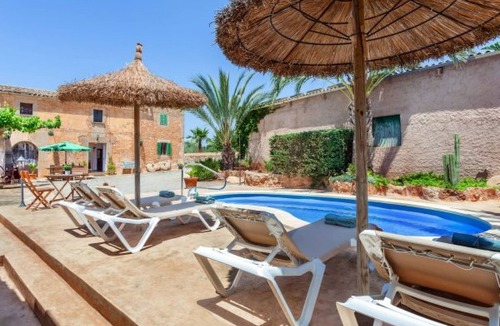 Alqueria Blanca House | Casa Antigua by Interhome