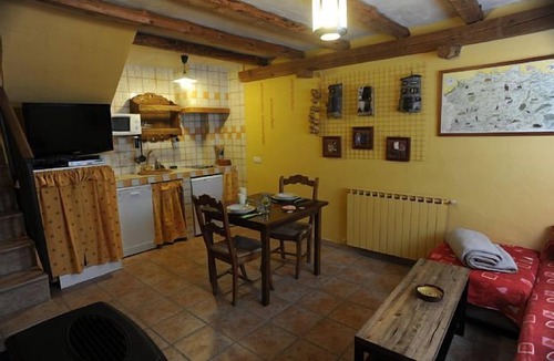 Monasterio Cottage | Casa Arce (full rental) El Rincón de Monasterio & SPA for 2 people