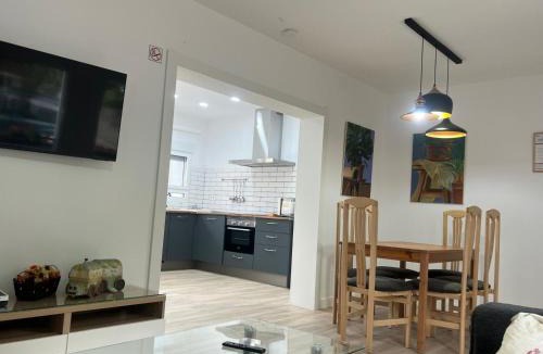 La Pradera de Navalhorno House | Casa Barrionuevo 2