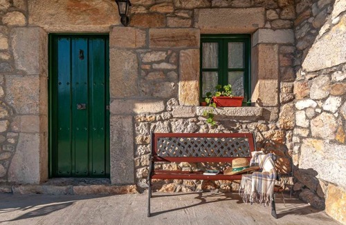 Ribadesella House | Casa Begoña-situada en Sardedo, Ribadesella, en un Paraje Único