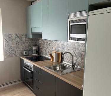 Mansilla de las Mulas House | Casa Belia
