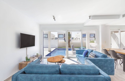 Puerto Marino Villa | Casa Bos Dolfin ***** Modern 6P Villa Swimming Pool - Beach and Restaurants