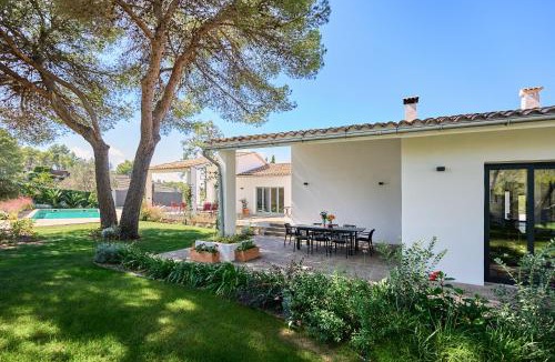 Olivella Bed & Breakfast | Casa Brisa Boutique Guest House - Gay Men Only