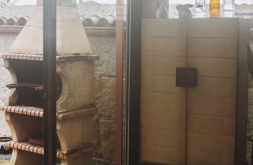 Oroso Cottage | Casa Cabo Aráns - charm in the Galician countryside, with all the comforts.