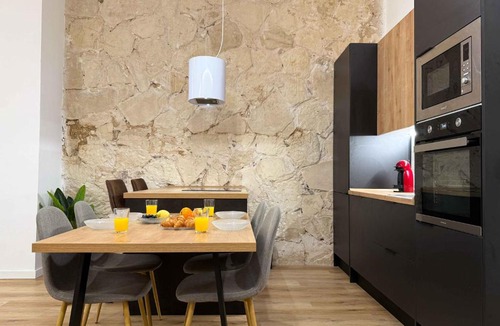 Sant Blai Apartment | Casa Carmen - Encanto y calma cerca de la estación