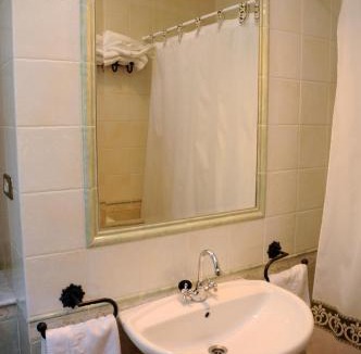 Casarellos Hotel | Casa Casarellos