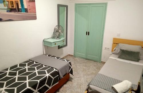 Playa de Arinaga House | Casa Colmena