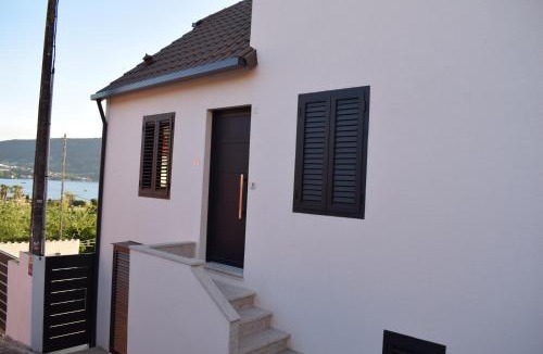 Redondela Cabin | Casa Cuartel