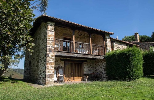 Prado Ski Chalet | Casa de Aldea Casa de Rubio
