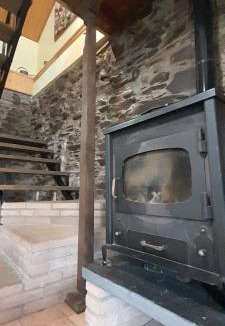 San Cristobal de Valdueza House | Casa de Abril 1