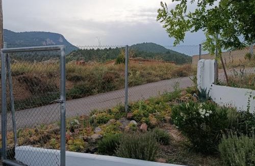 Los Cerezos House | Casa El Cerrito, con fantástico patio con barbacoa y vistas a la montaña