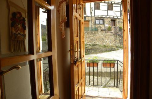 Villoslada de Cameros Apartment | Casa el Sotillo