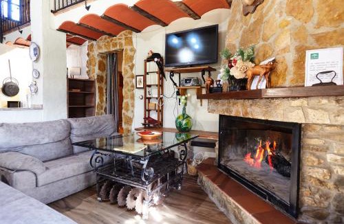 Montillana House | Casa El Tío Patricio