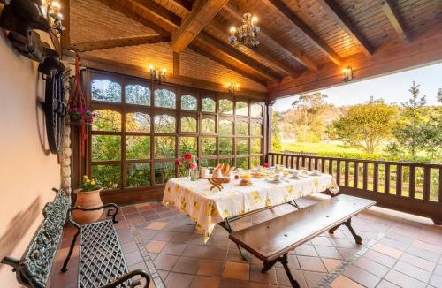 Naves House | Casa en la Costa con wifi, jardín y barbacoa