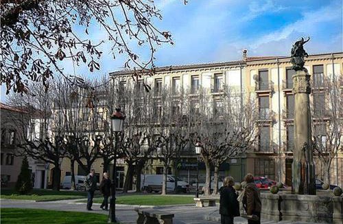 Sant Joan de Les Abadesses Apartment | Casa Filomena apartamento de diseño en St. Joan de les Abadesses