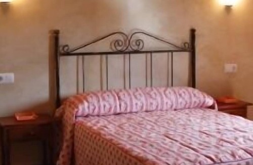 Villanueva de la Jara Cottage | Casa Flor Rural Cottage for 20 people