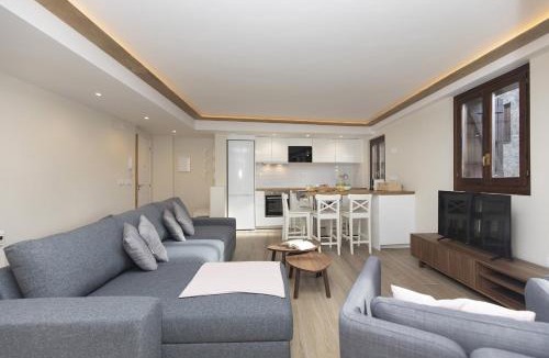 El Pueyo de Jaca Apartment | Casa Ikuspe by BeValle