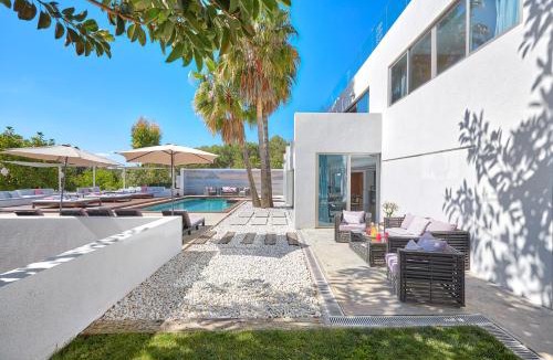 Santa Eulalia del Rio Villa | Casa India Ibiza