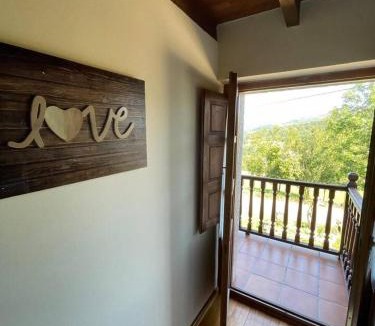 Narciandi House | CASA IRIS, tranquilidad a 5' de Cangas de Onís