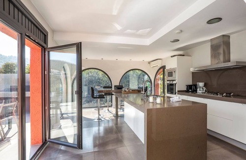 Sa Riera Villa | Casa Ivan - Four Bedroom Villa, Sleeps 8