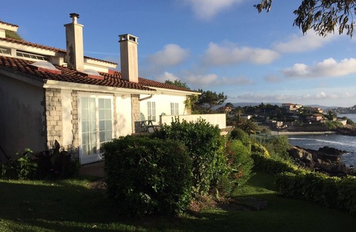 Saians House | Casa Jardín Orilla del mar Frente a las Islas Cíes