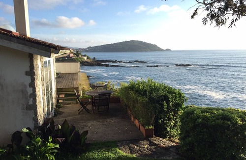Saians House | Casa Jardín Orilla del mar Frente a las Islas Cíes