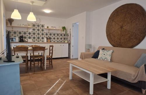 Valdepenas House | Casa Luisa - Casa Completa con Encanto Valdepeñas