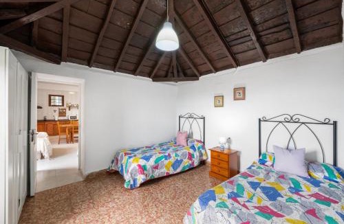 El Granel House | Casa María Jose