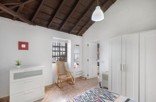 El Granel House | Casa María Jose