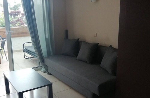 Las Rosas Apartment | Casa Mathis: a charming one-room vacation apartment located on the ground floor