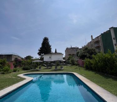 Banyoles House | Casa Maui
