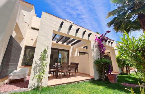 Roda House | Casa Mila Roda Sleeps 4 with Pool