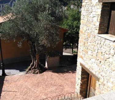 Las Colladas House | Casa Montenegro