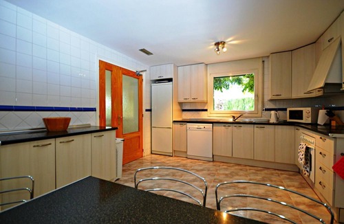 Sant Pere Pescador Ski Chalet | Casa Nautic 1 - A/C, wifi, private pool, barbecue, piano, office.