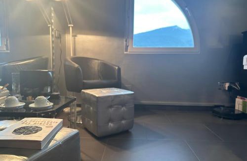 Siles House | Casa Nostra