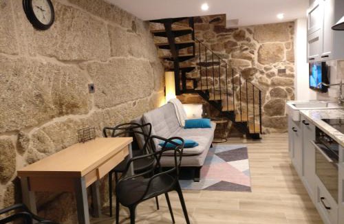 Allariz House | Casa O Sobrado