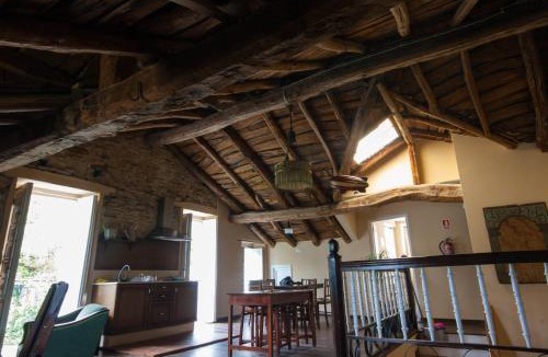 Sarria Hostel | CASA PELTRE