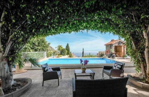 Candelaria House | CASA REINA DEL ATLANTICO ,PISCINA PRIVADA WIFI
